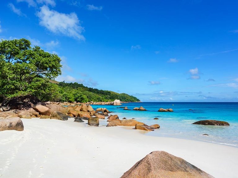 Anse Lazio beach